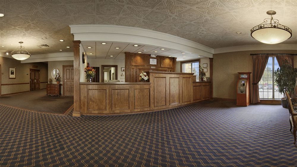 Red Lion Hotel Поукателоу Екстериор снимка